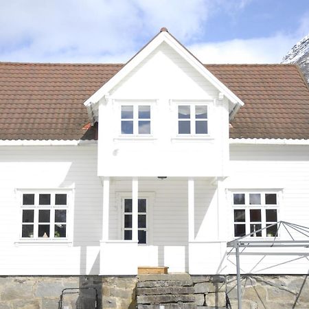 Comfortable House In Quiet Area Luster Luaran gambar