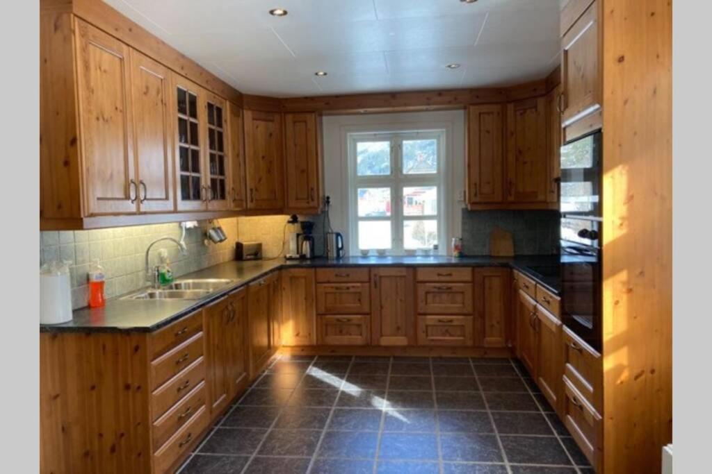 Comfortable House In Quiet Area Luster Luaran gambar